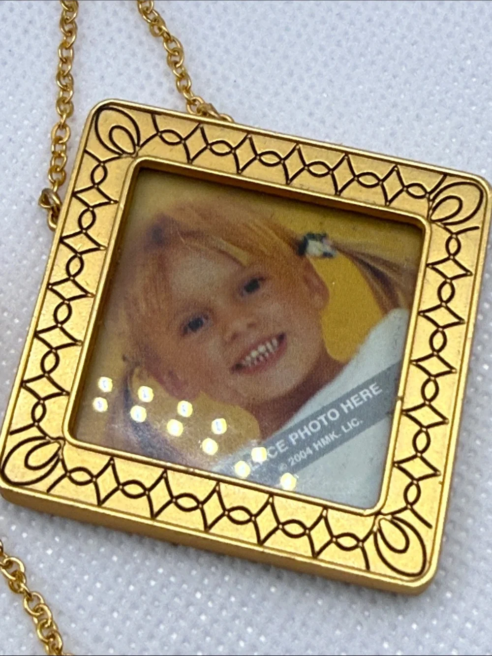 5 Small Gold tone Hanging Photo picture Frames detailed metal